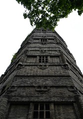 001