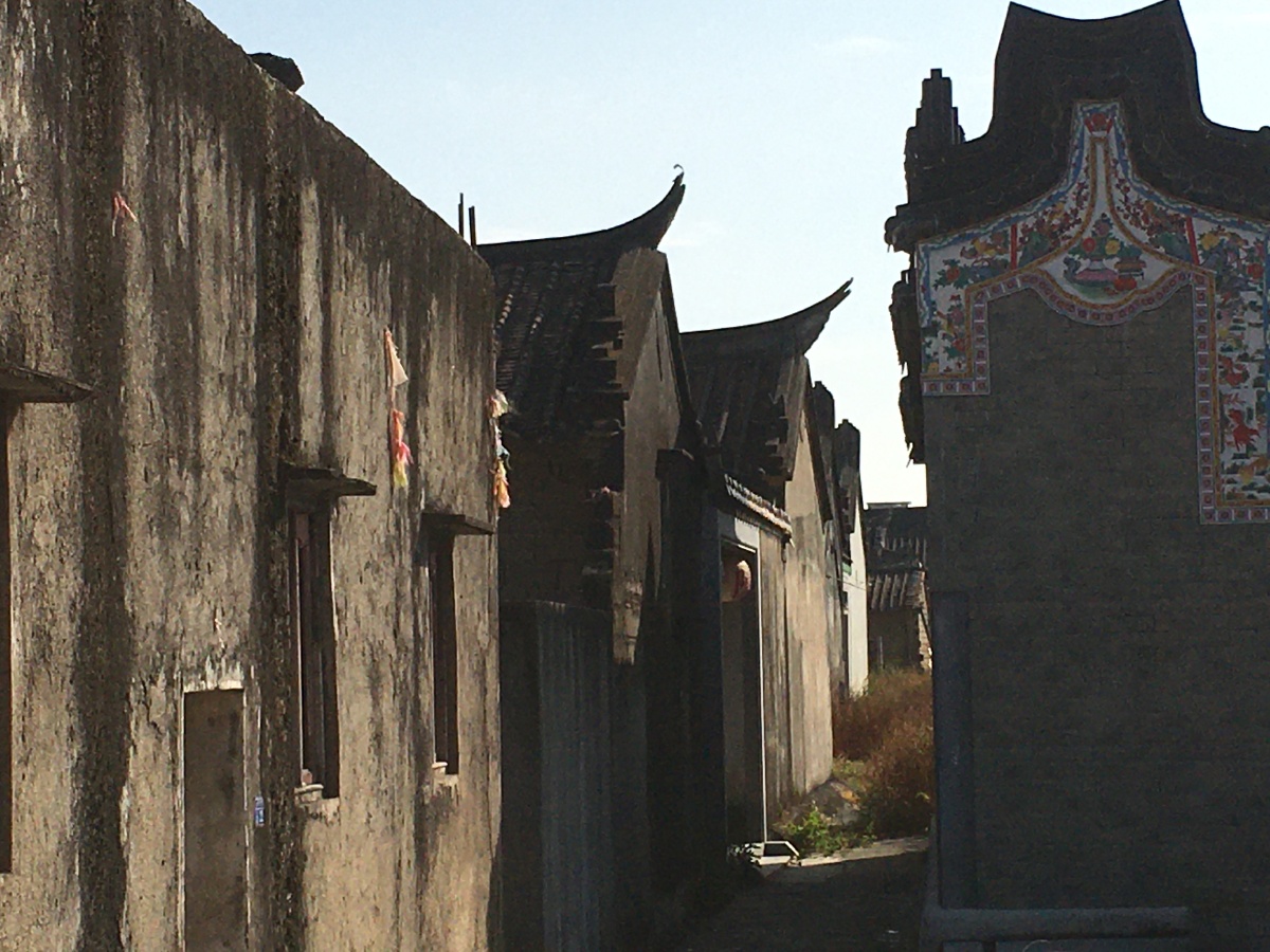 粤东惠来西溪镇山陇村口