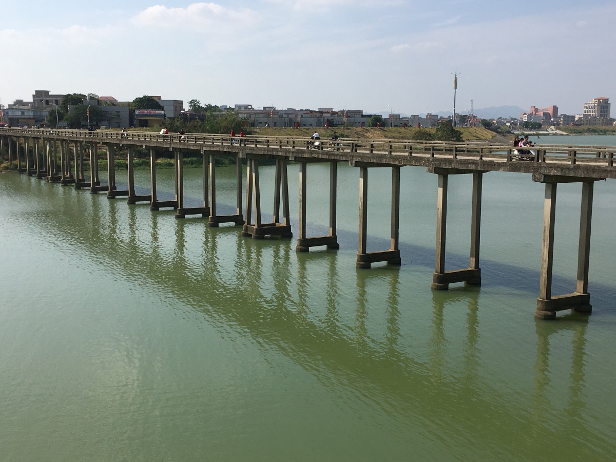 粤东惠来溪西镇龙江龙溪大桥