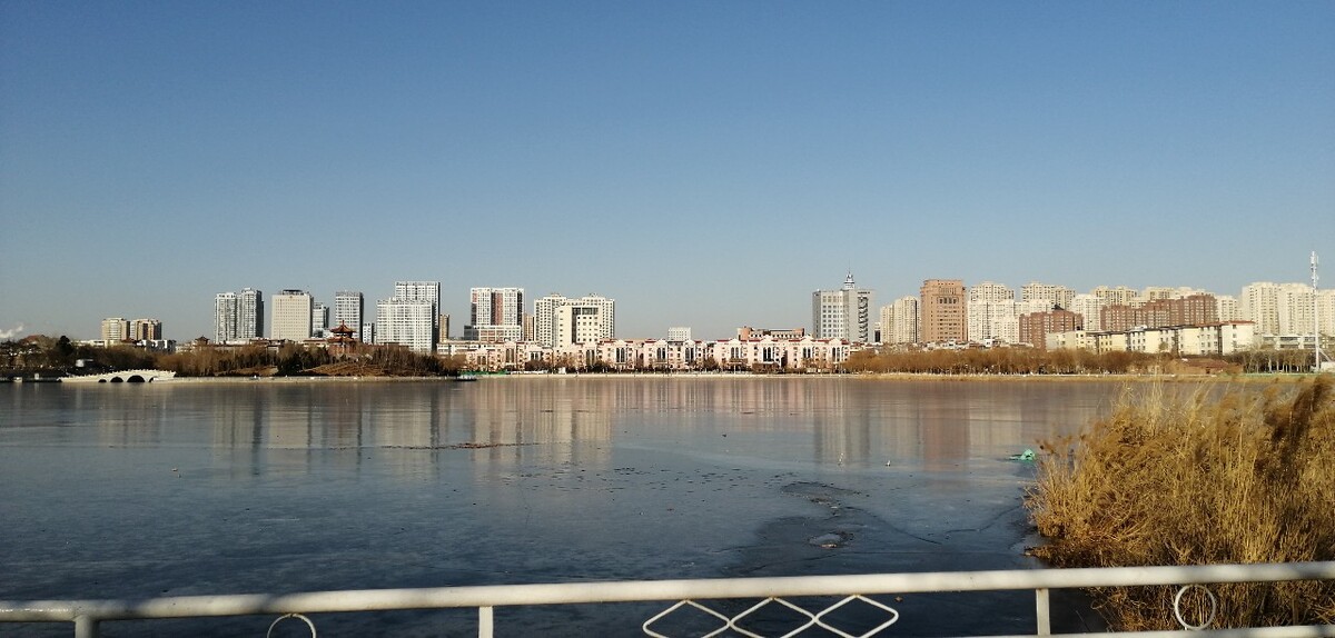 ԱвݵϺ԰.