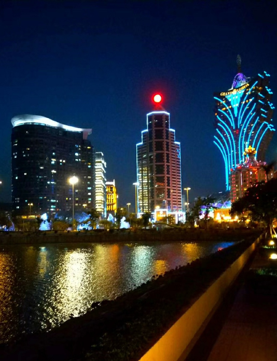 巜澳门夜景》