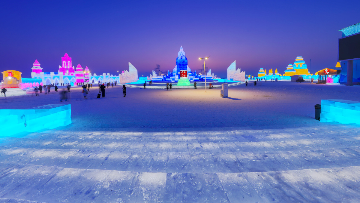 冰雪奇观第二十一届哈尔滨冰雪大世界