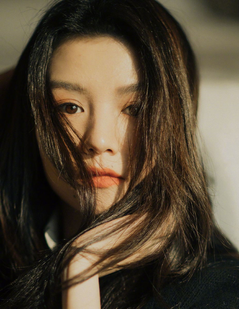 春夏x prada 676767 - 头条写真