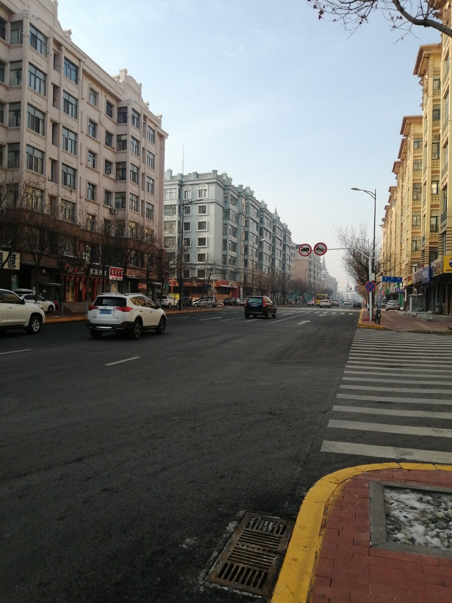 疫情期间大街上