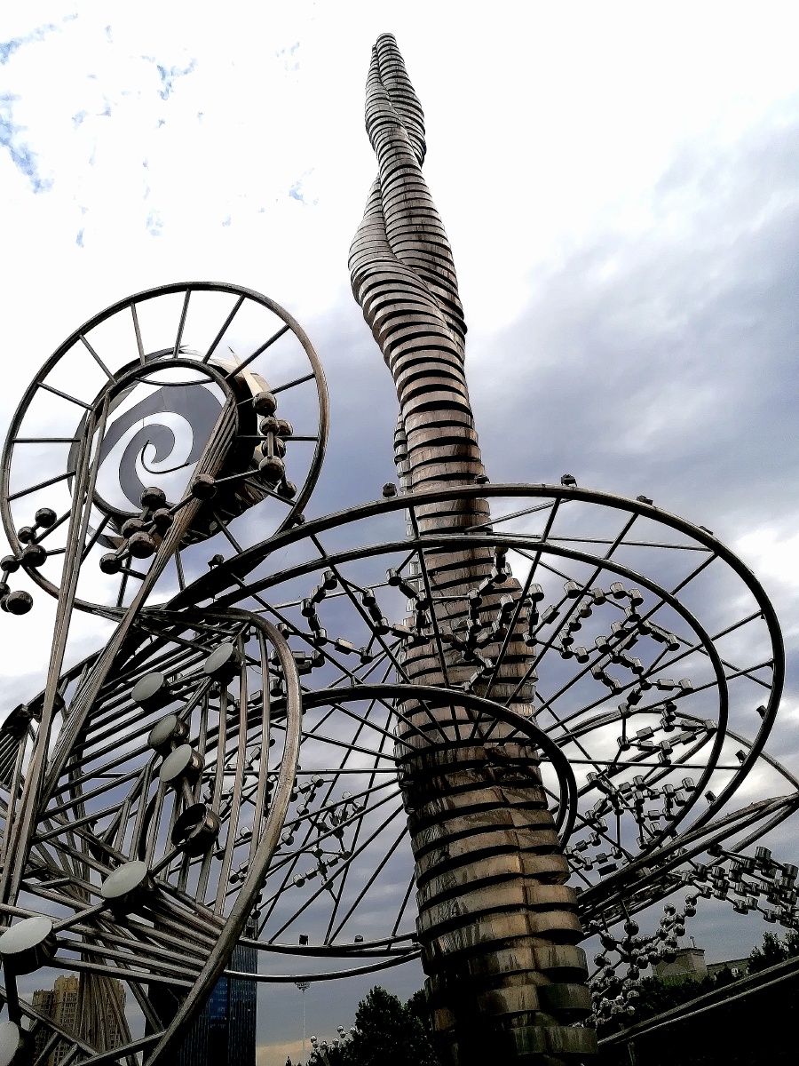 石家庄火炬广场现代雕塑城市雕塑抽象雕塑原子雕塑