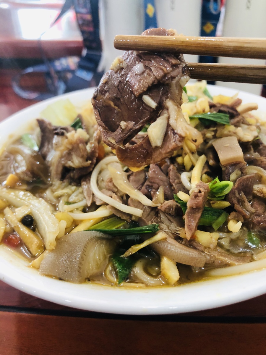 只有冬笋出来的时节羊肉才更为鲜美家乡美食广丰羊肉粉