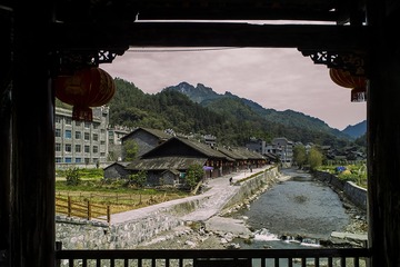 吕洞山夯沙苗寨 (2)