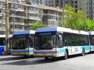506513