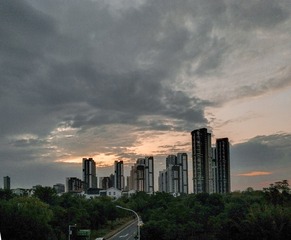 1551568