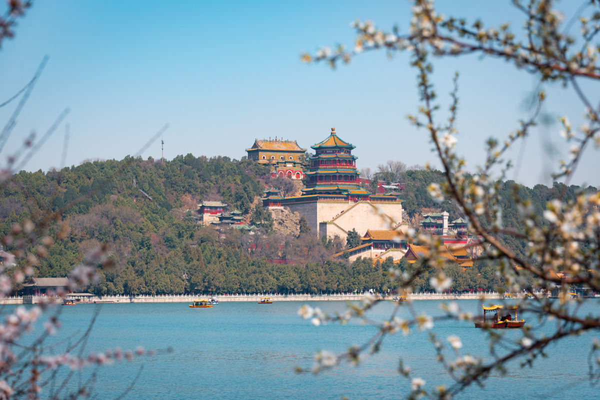 颐和园春景