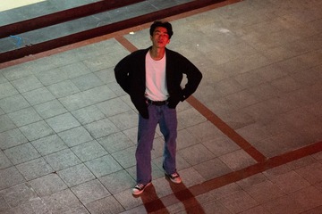 001