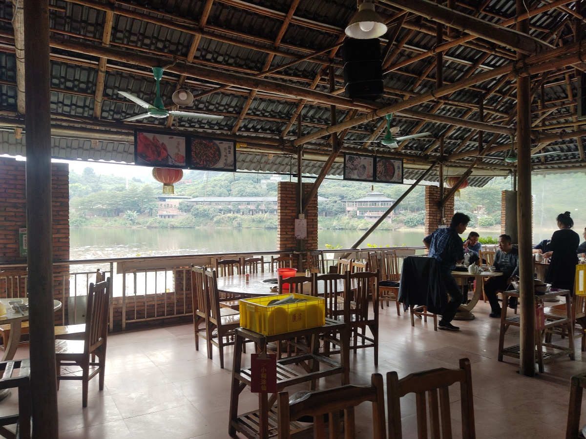 鱼庄大头鱼生态绿色