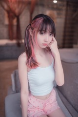 E3DAEE39-20B3-4A5B-AA62-E779756D1331/L0/001