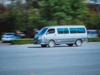 1000056193