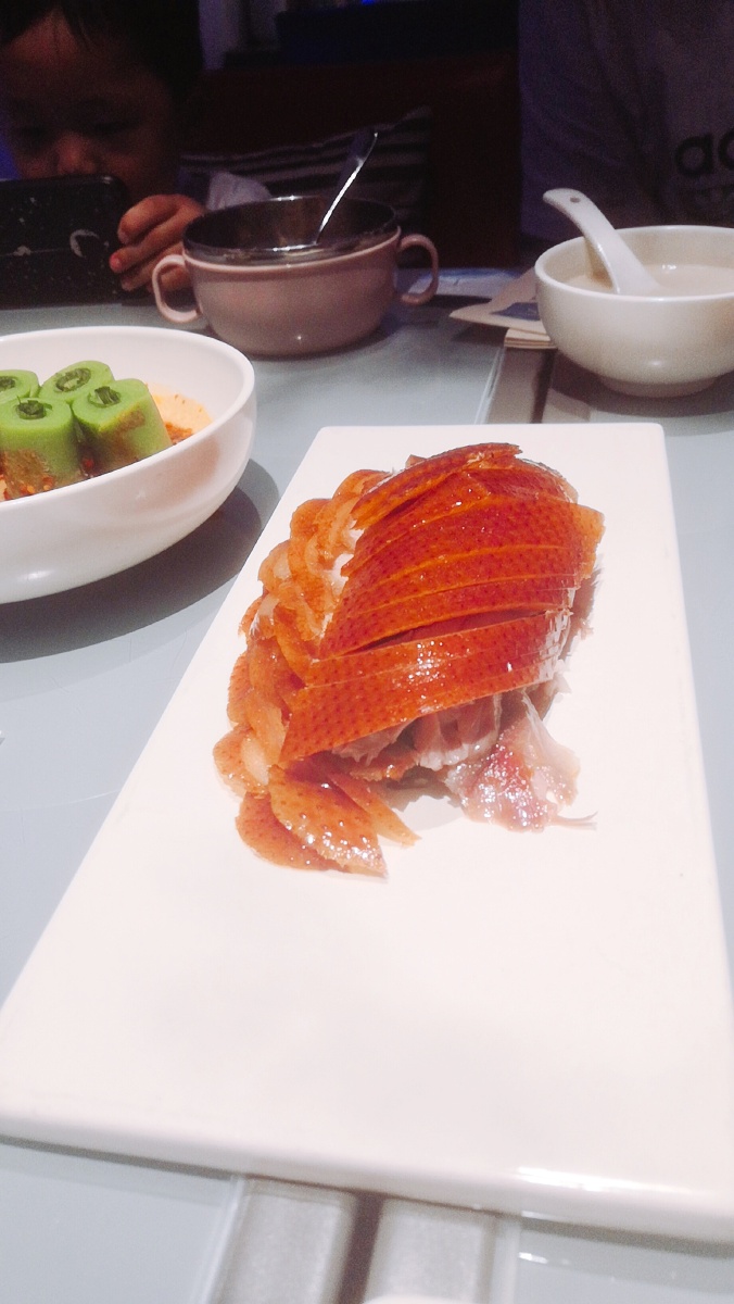 这个烤鸭超级好吃,外皮脆,肉嫩