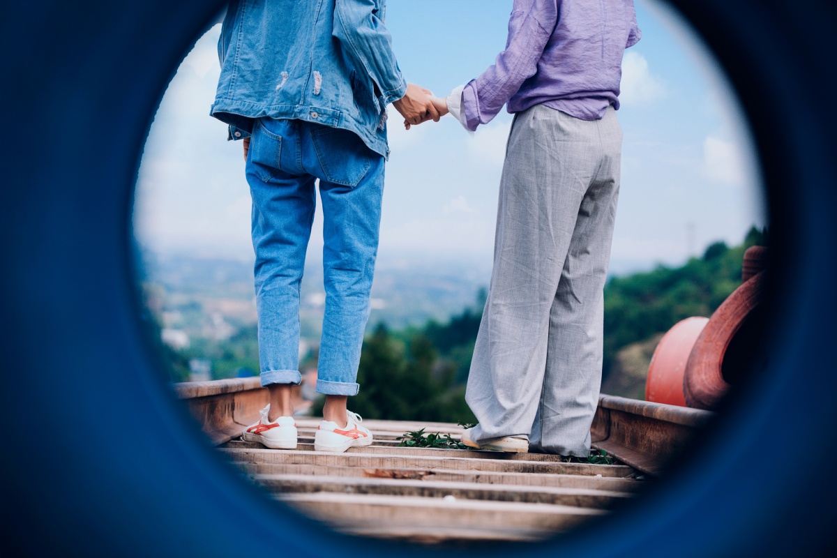 爱情友情都一样,久处不厌才是真情.