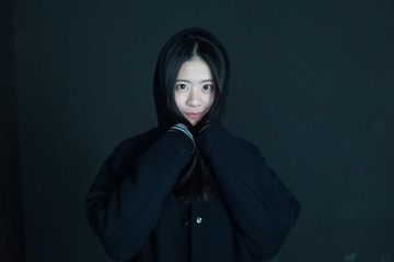 001
