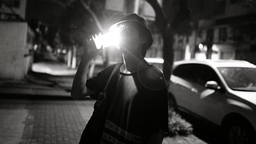 689972