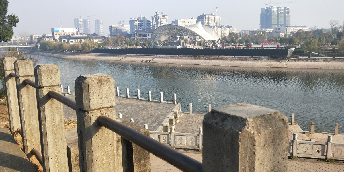 拆迁的东门水码头二桥上下东大堤清水新火车站遗址