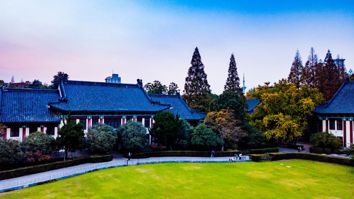 南京师范大学秋日航拍图