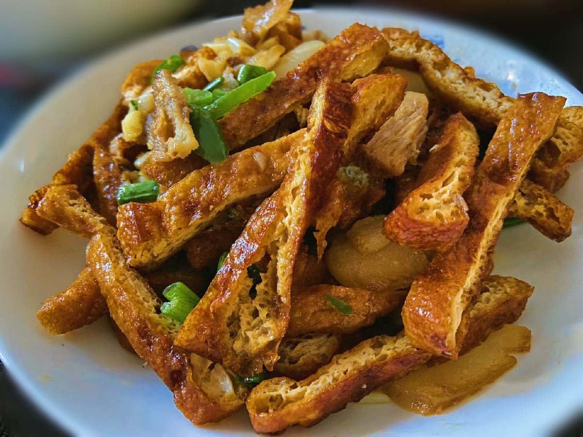 同化了同样的食物妈妈做出来的满卤油豆腐片图片卤油豆腐干卤油豆腐片