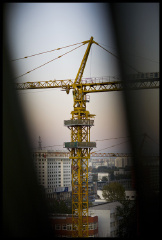 九层的窗户只能开这么多了