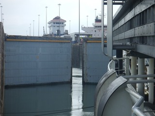 346358