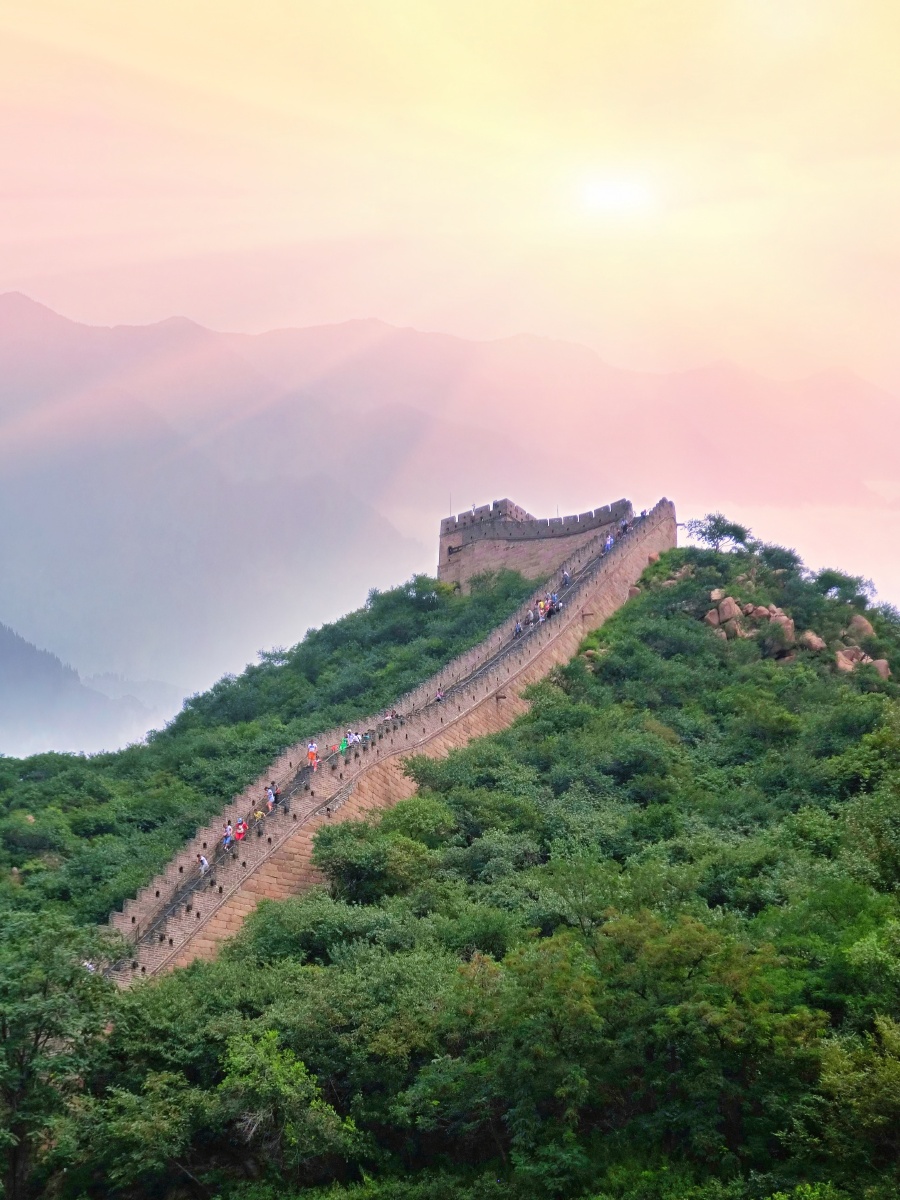 日出长城多年前拍的长城手机太差羞于出手换天救一下