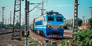 56986