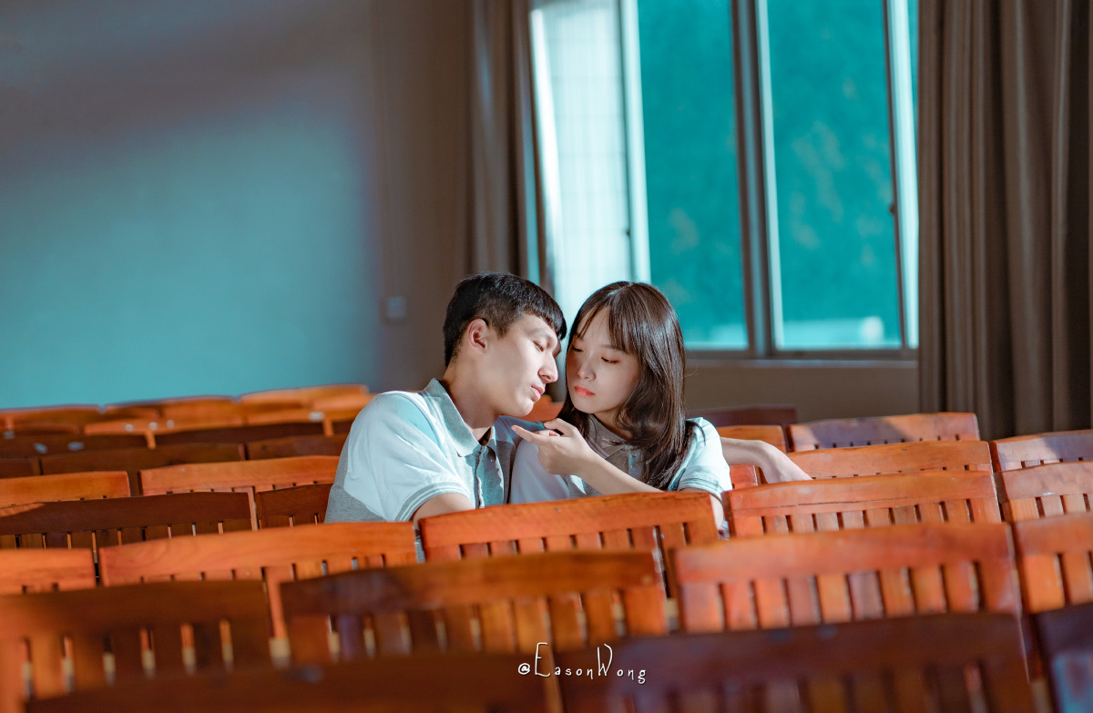 年少时你在校园暗恋的那个女同学而今过的怎么样了