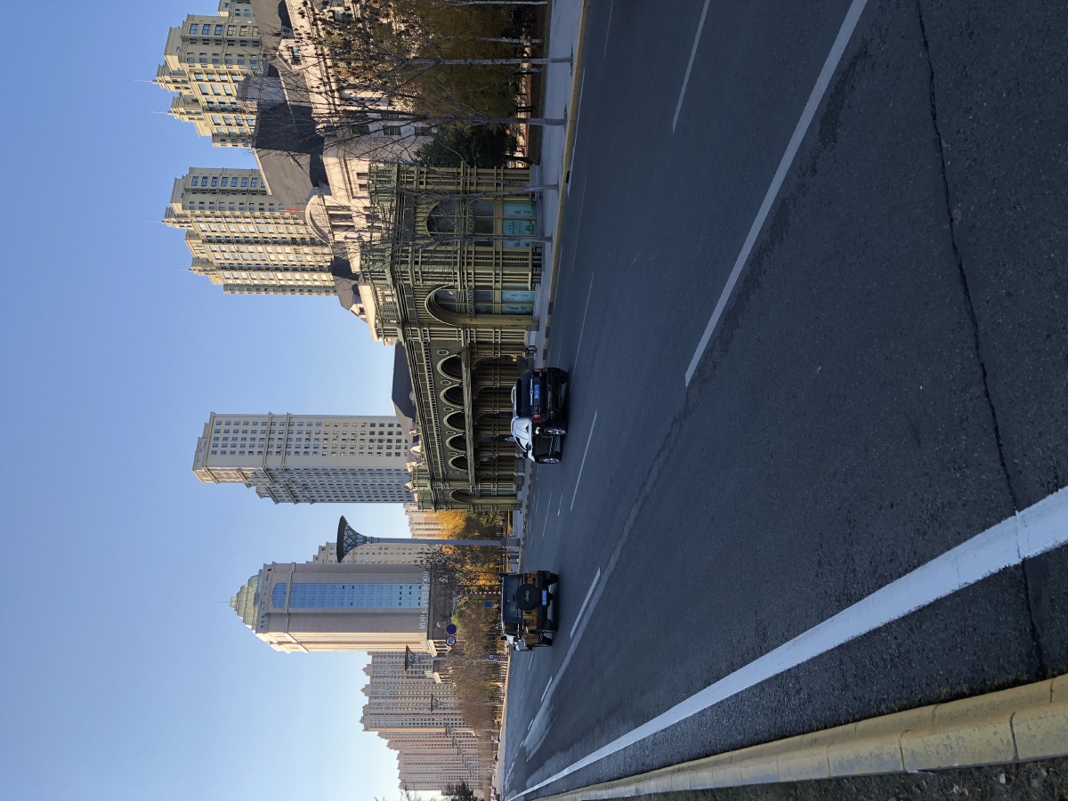 哈尔滨群力大道远大附近街拍