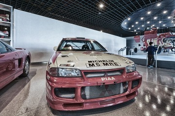 96806