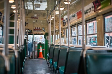 599946