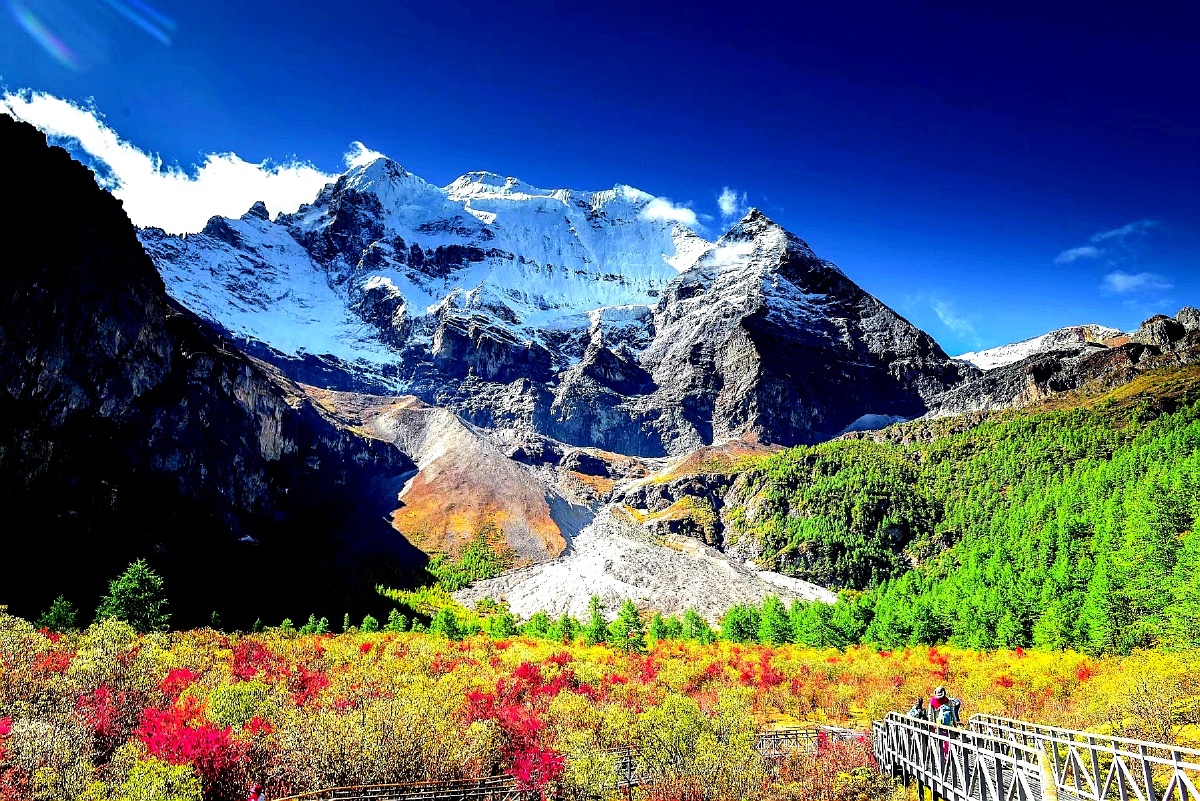 西部地区的自然风景