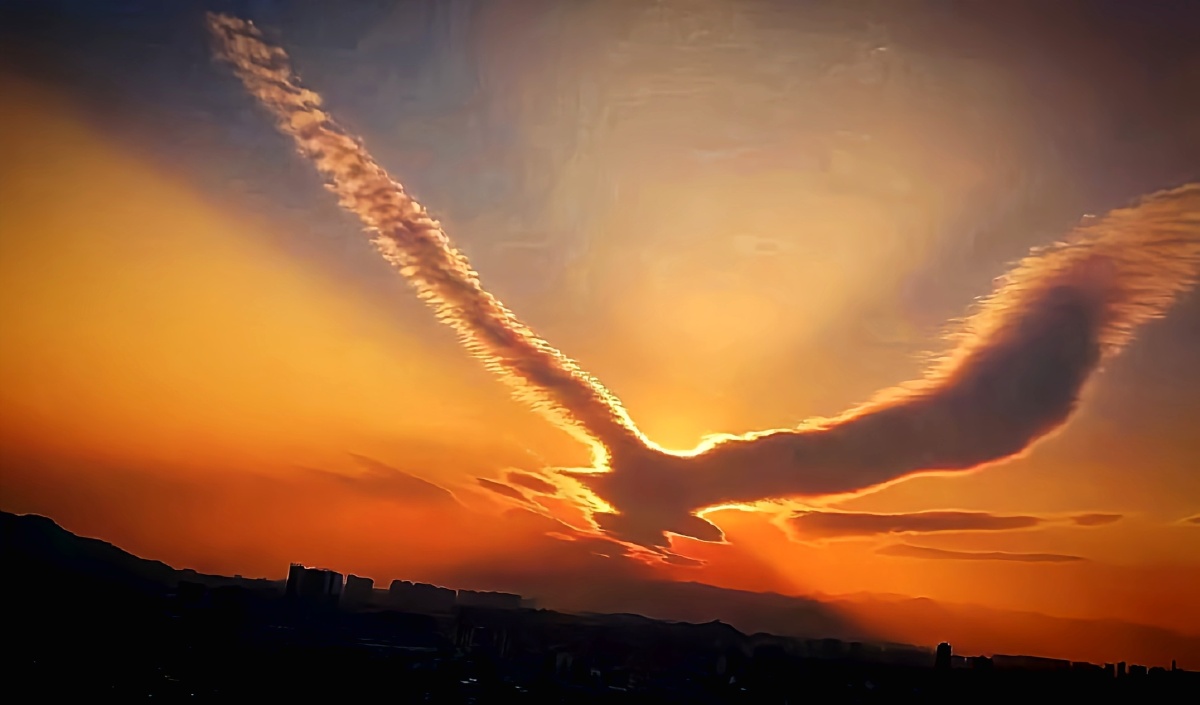 大鹏展翅祥瑞之气