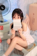 6B3F4C6E-54A5-47CD-B888-1F9368BDBA1A/L0/001