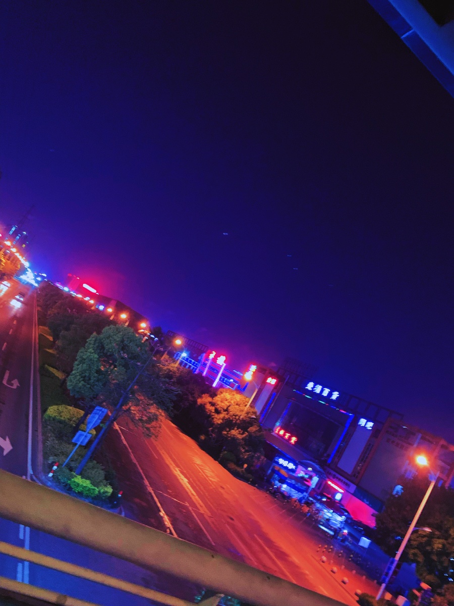 晚上下班的路上