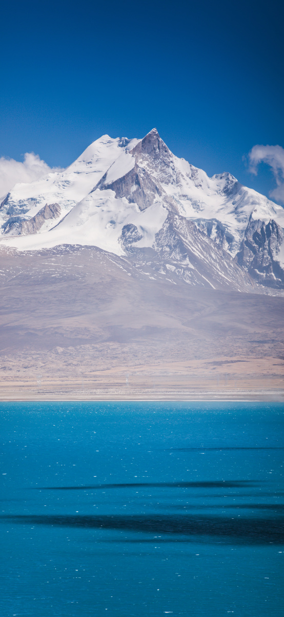 佩枯措希夏邦马峰