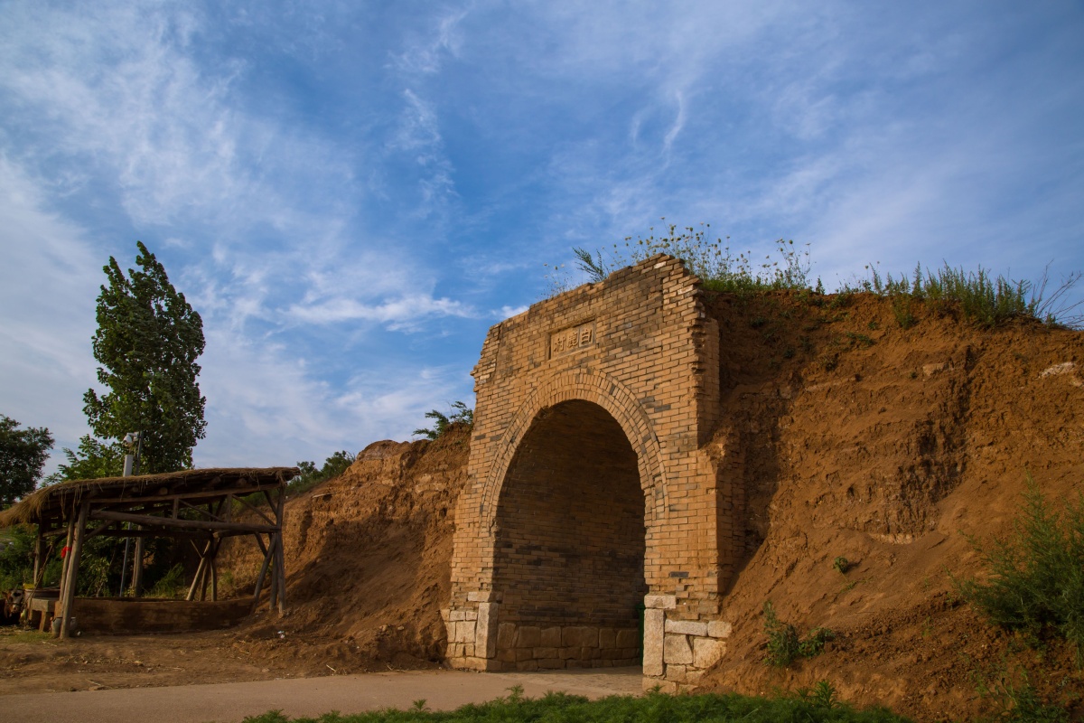 陕西白鹿原影视城电影版的白鹿原就是在这里拍摄的