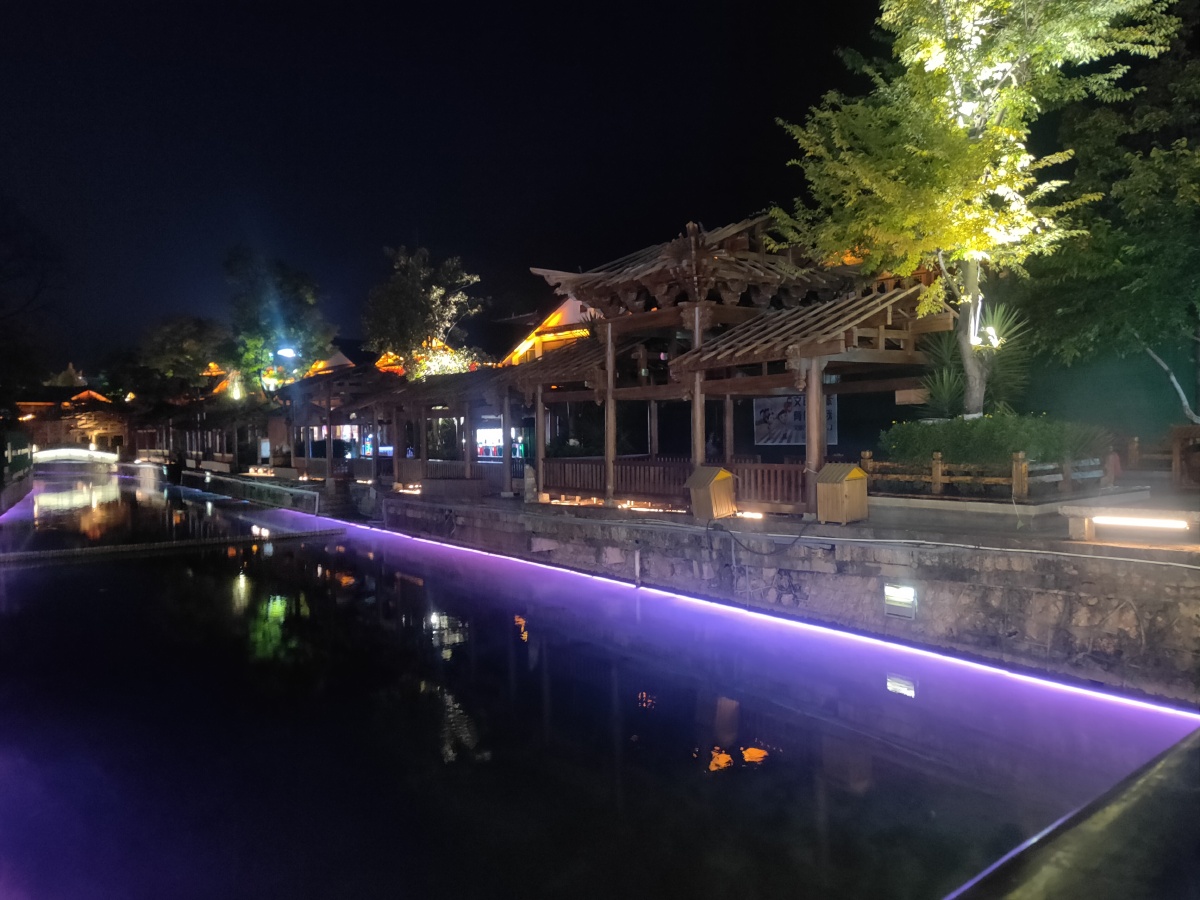 丽江古城的夜晚