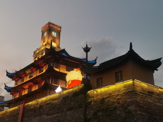 18907