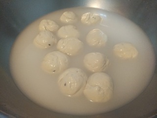 30989