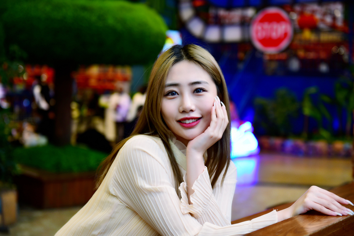 人像美姿摆拍. - 光影印象摄影工作室