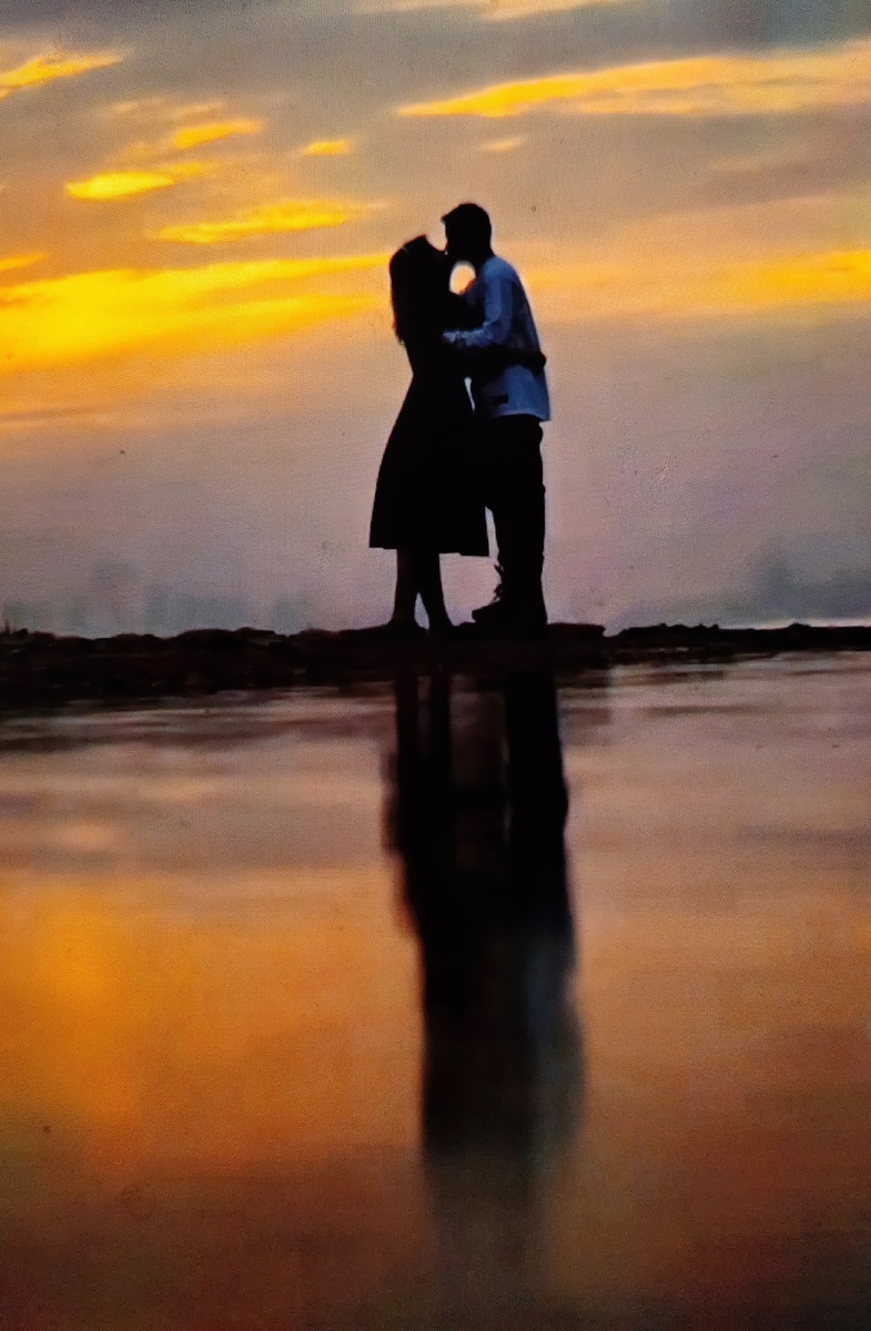 夕阳下的初恋情人