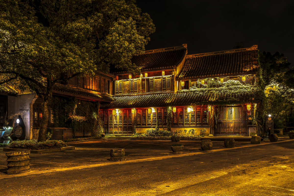 柯岩74鲁镇夜景