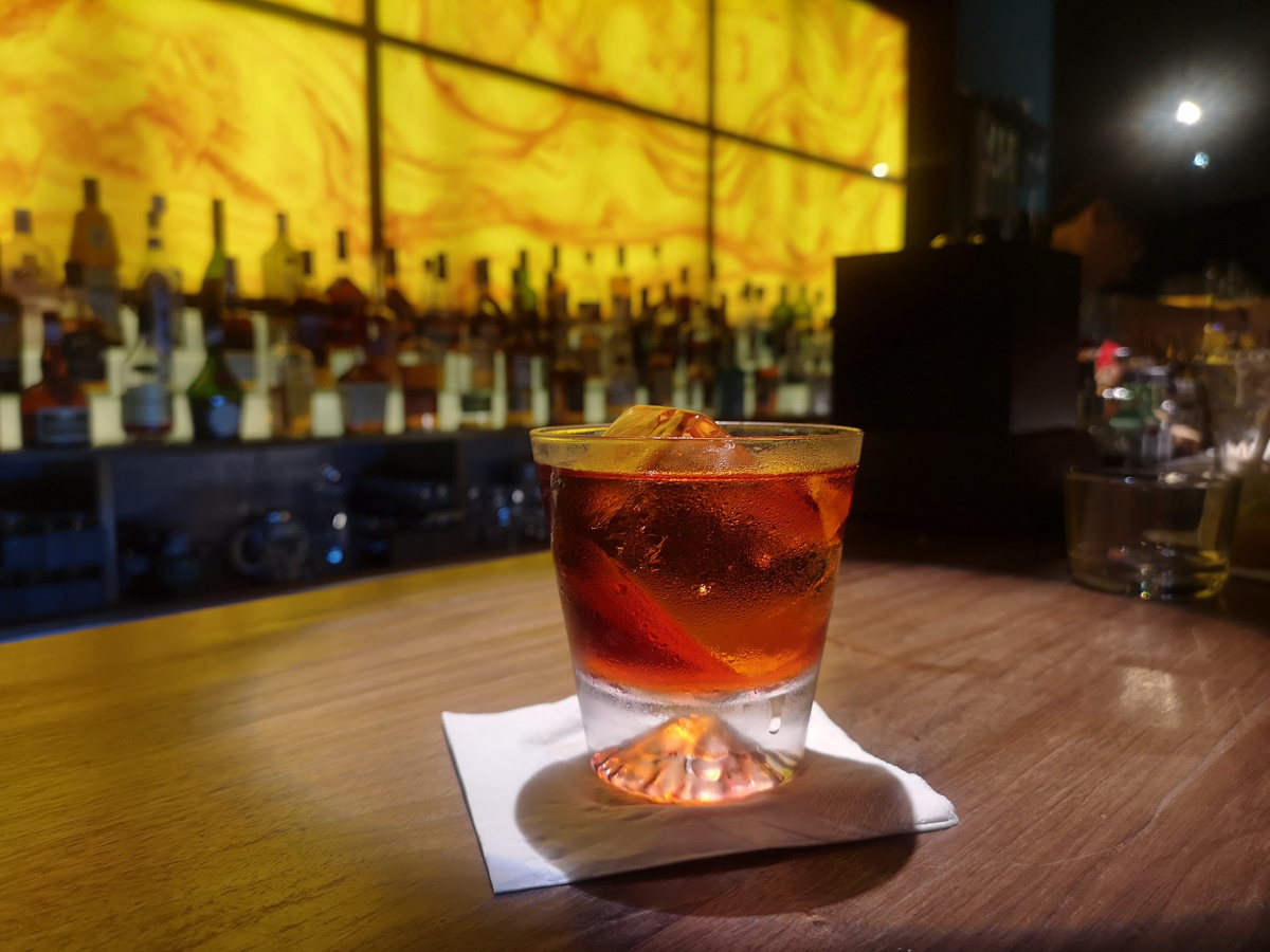 经典鸡尾酒尼格罗尼oldfashion