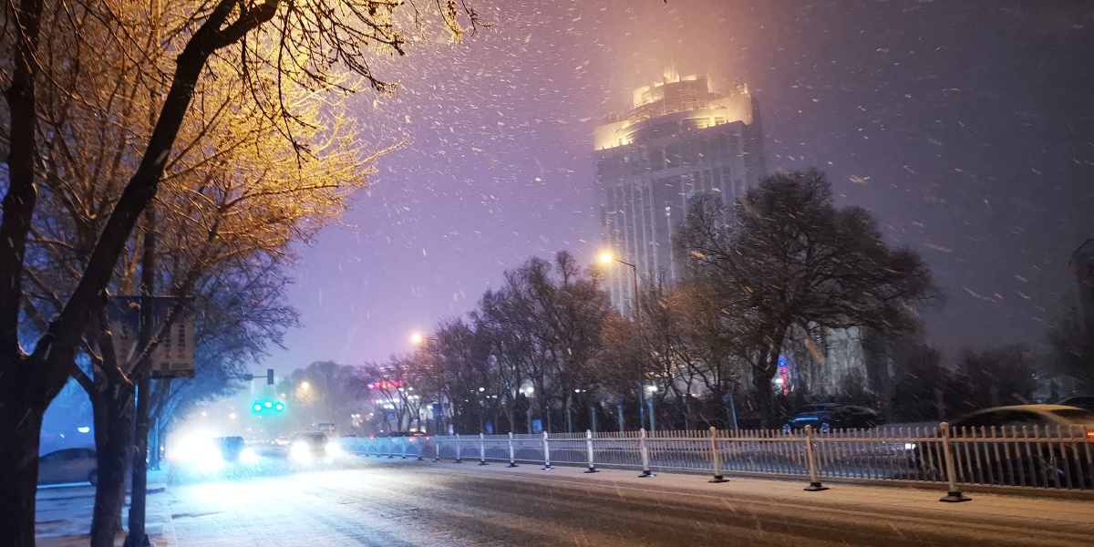 飘雪的夜晚