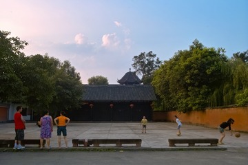 摄影：胡定文，手机号：13808001311，四川成都市高新区肖家河正街45号一幢四单元9号 (37)