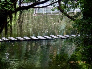 2BB9B3DF-ACA4-45E7-AB44-18D643B18366/L0/001