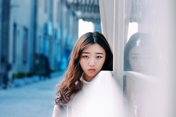 001